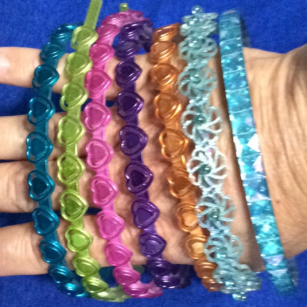 7 colorful headbands